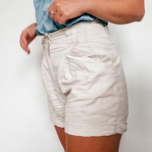 Khaki high waisted vintage shorts. Fit like a 4 or 6